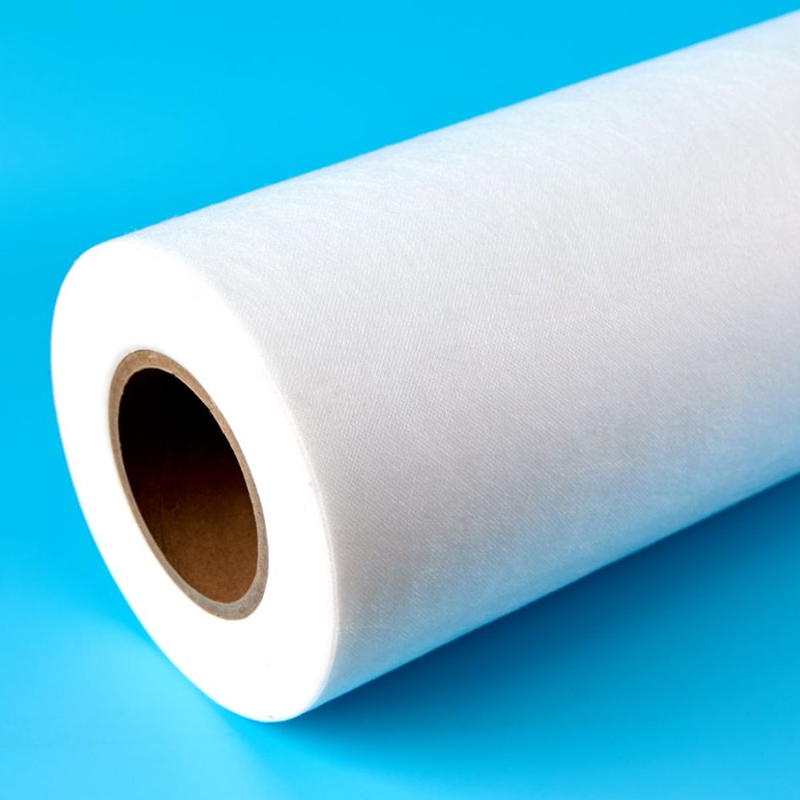 Водорастворимый нетканый материал средней теплоты.